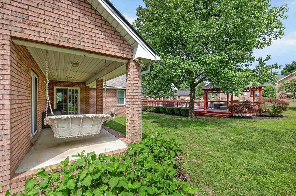 518 Redstone Drive Gallatin TN 37066