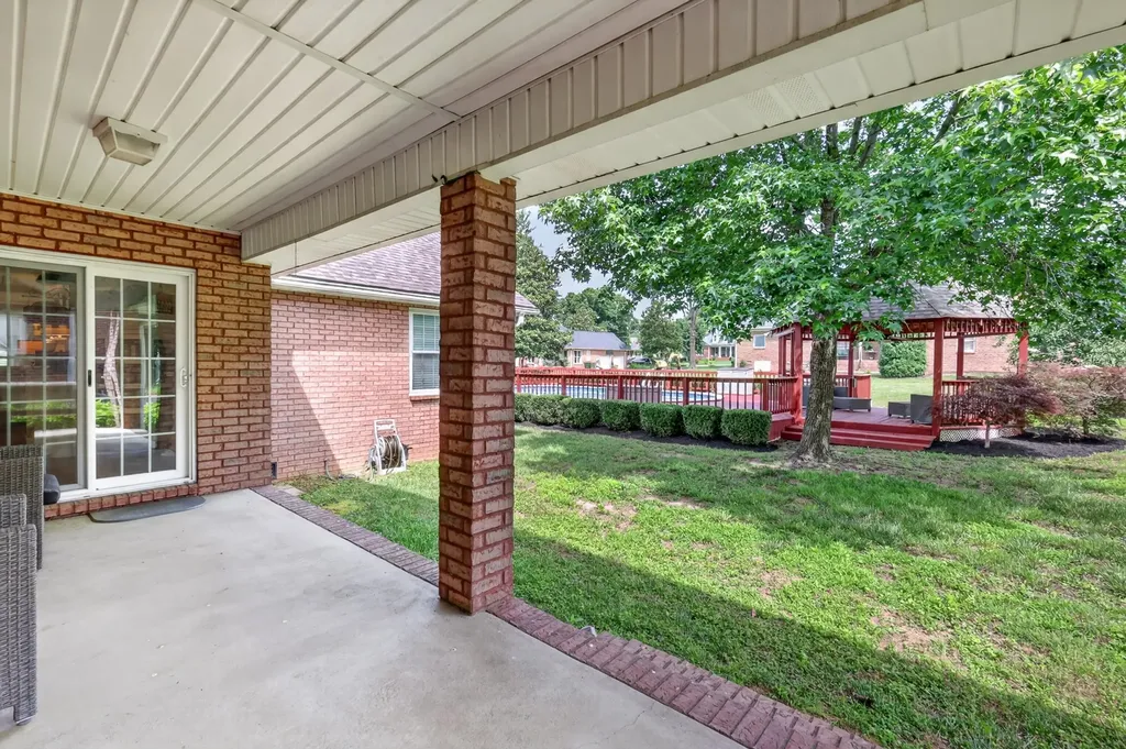 518 Redstone Drive Gallatin TN 37066