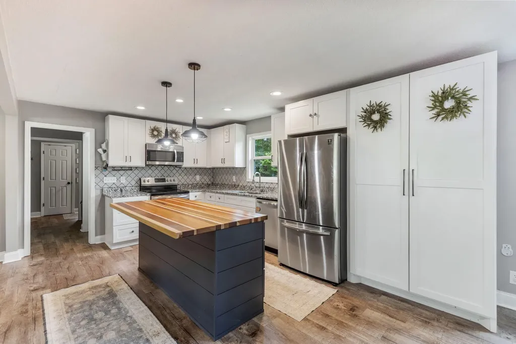 2430 Walnut Drive, NW Cleveland TN 37311