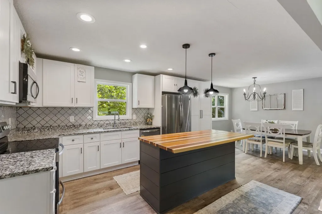 2430 Walnut Drive, NW Cleveland TN 37311