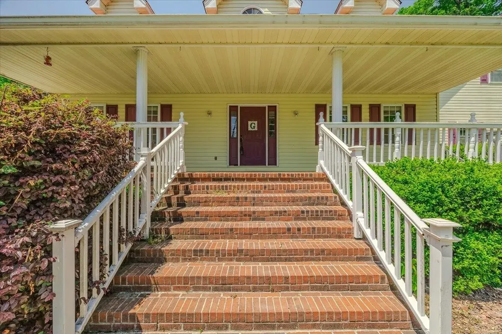 159 Dogwood Trail, NE Cleveland TN 37323