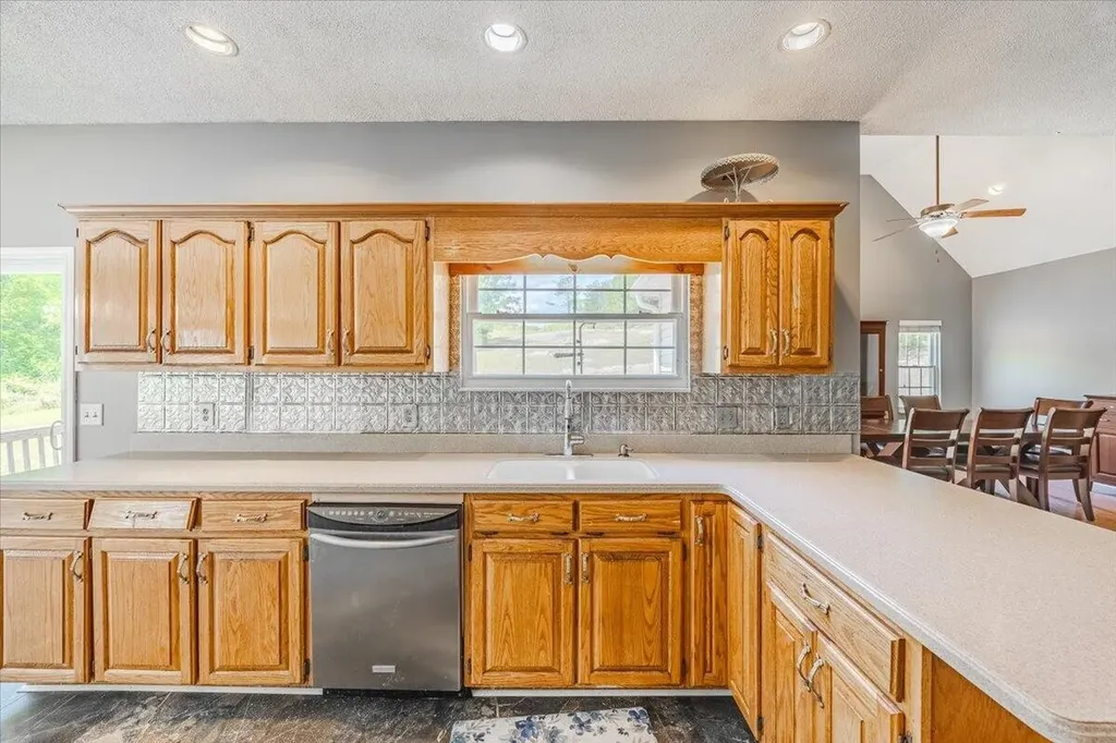 159 Dogwood Trail, NE Cleveland TN 37323