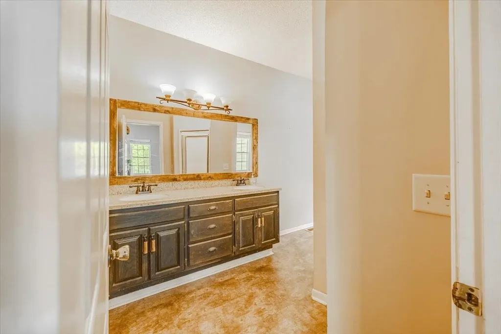 159 Dogwood Trail, NE Cleveland TN 37323
