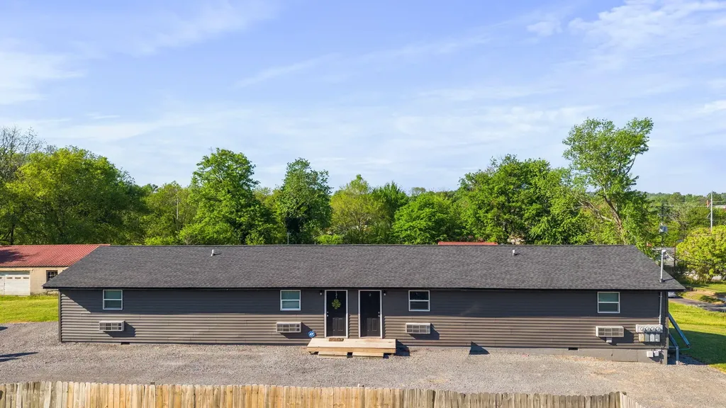 555 Wildwood Avenue, SE Cleveland TN 37311