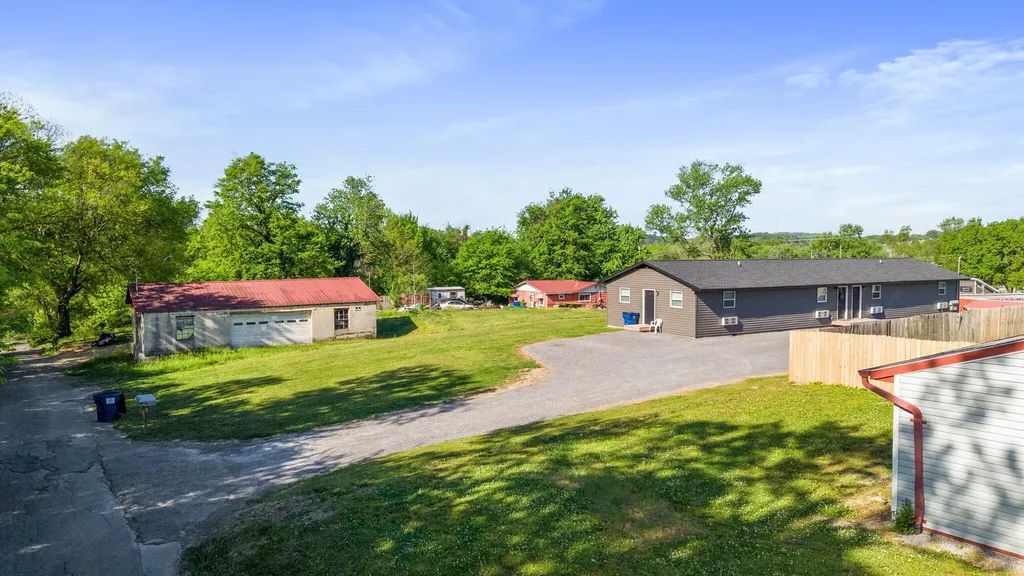 555 Wildwood Avenue, SE Cleveland TN 37311