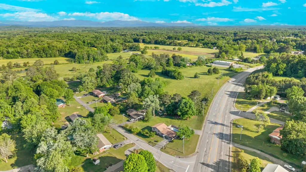 2010 Falcon Lane, SE Cleveland TN 37323