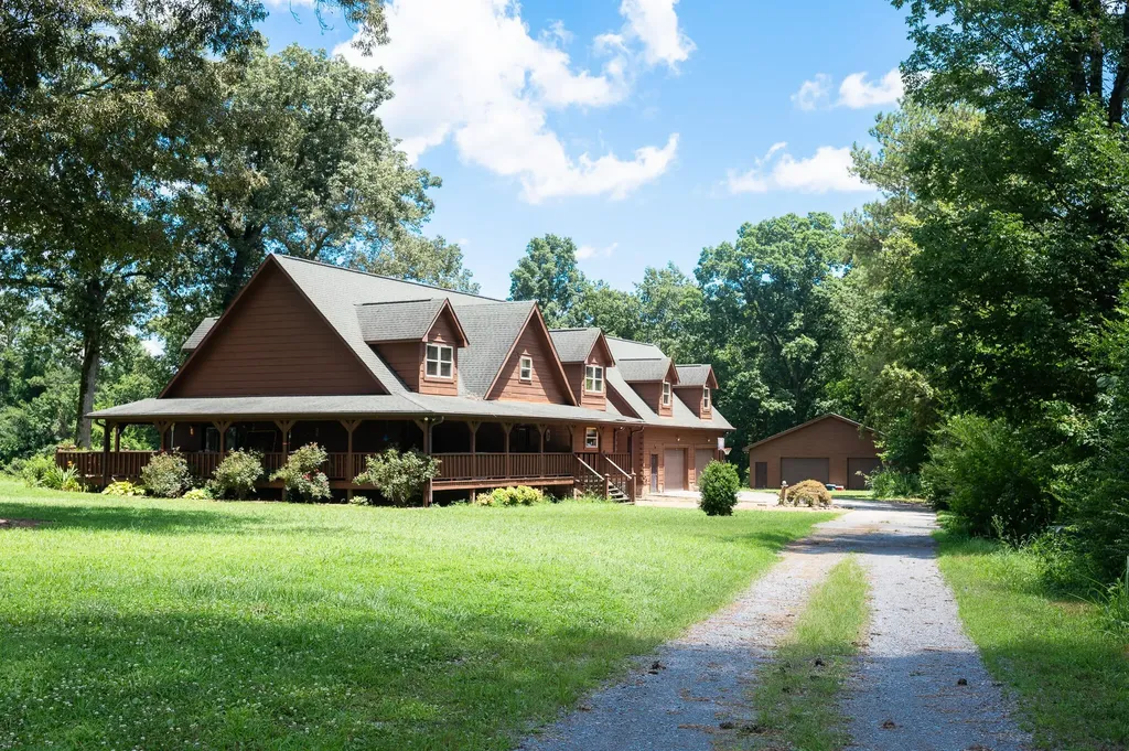 3901 Spring Place Road, SE Cleveland TN 37323