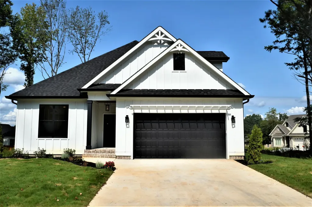 5032 Lakeside Lane, NE Cleveland TN 37312
