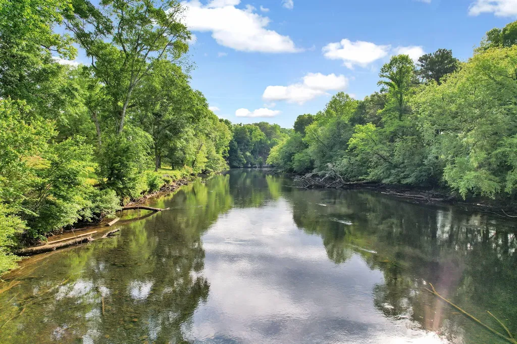 176 Rivers Edge Lane Benton TN 37307