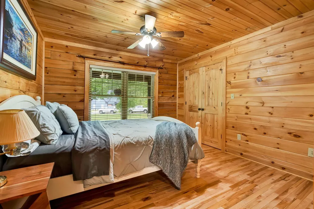 176 Rivers Edge Lane Benton TN 37307