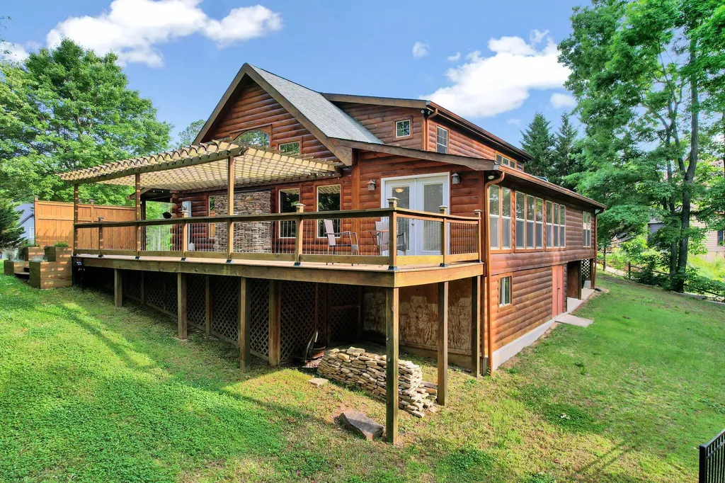 176 Rivers Edge Lane Benton TN 37307
