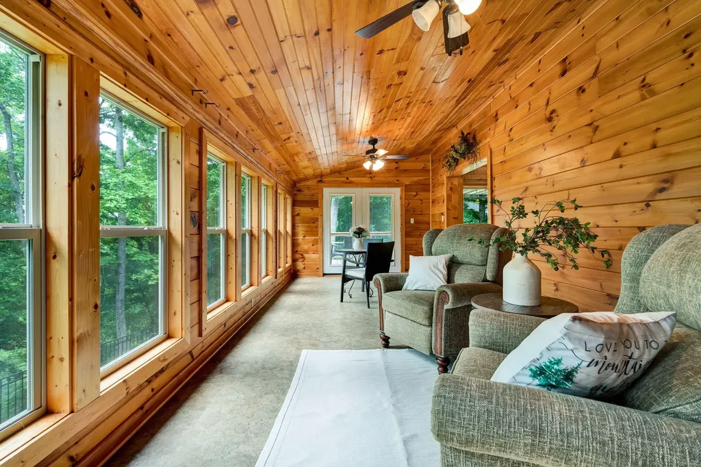 176 Rivers Edge Lane Benton TN 37307