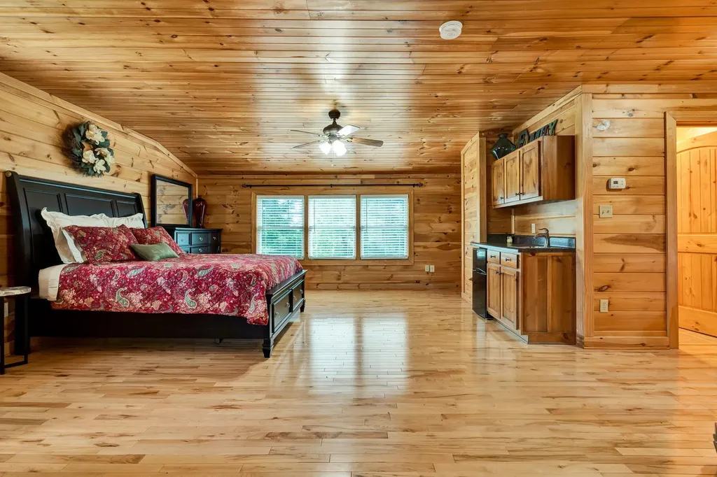 176 Rivers Edge Lane Benton TN 37307