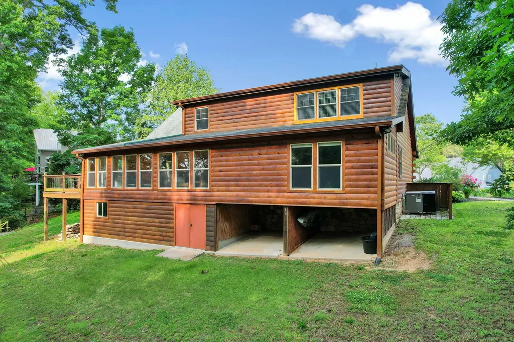 176 Rivers Edge Lane Benton TN 37307