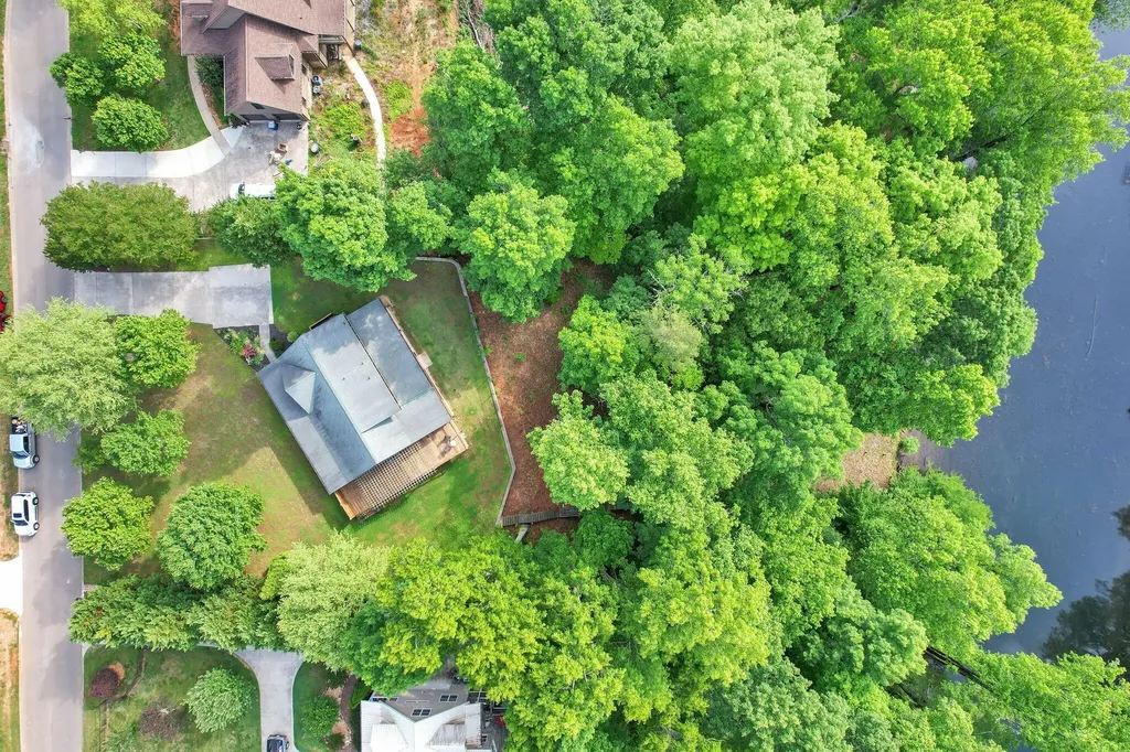 176 Rivers Edge Lane Benton TN 37307