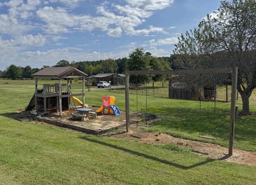 2239 County Road 750 Calhoun TN 37309