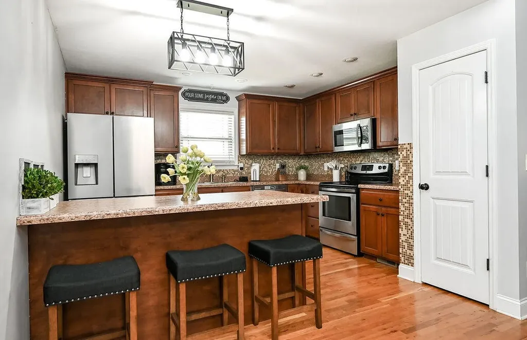 111 Hall Norwood Road, SE Cleveland TN 37311