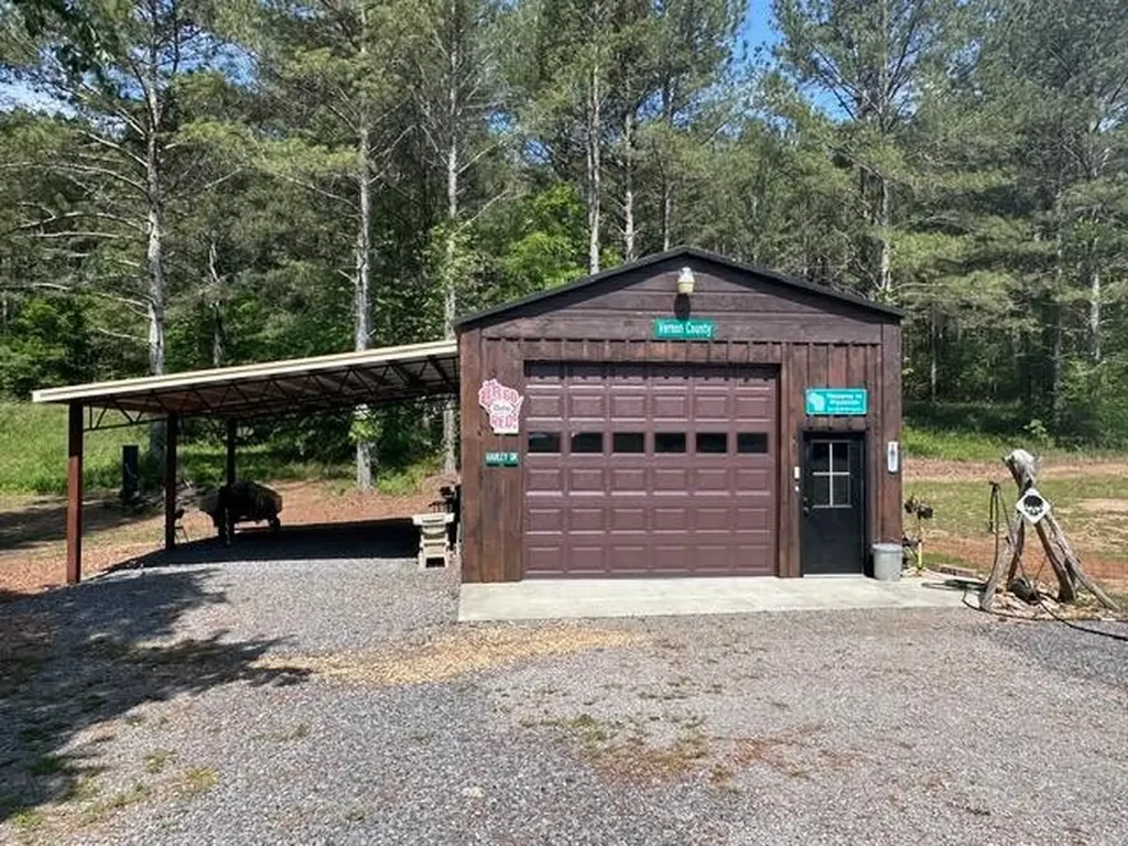 151 Rivers Edge Lane Benton TN 37307