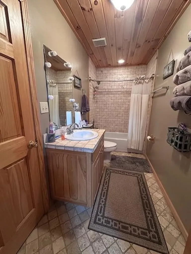 151 Rivers Edge Lane Benton TN 37307