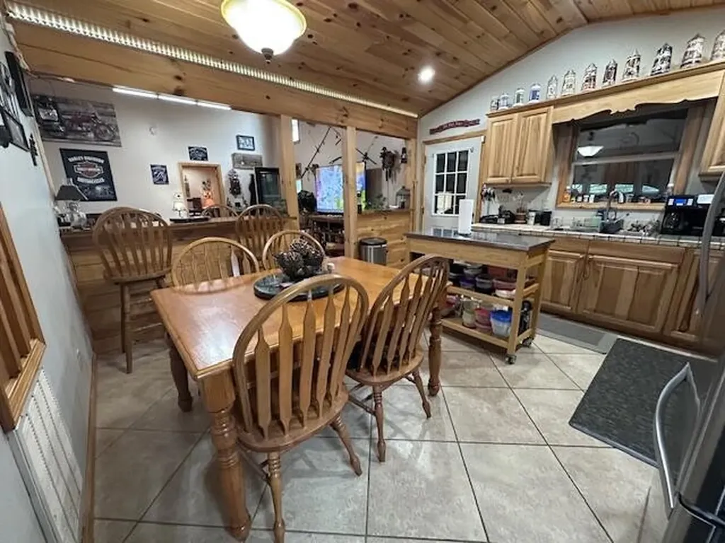 151 Rivers Edge Lane Benton TN 37307