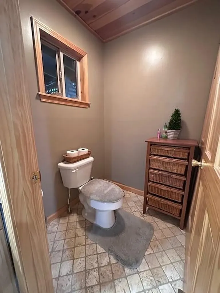 151 Rivers Edge Lane Benton TN 37307