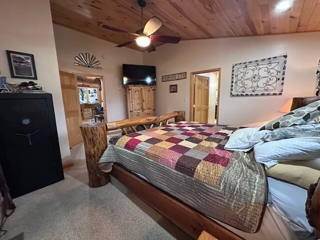 151 Rivers Edge Lane Benton TN 37307