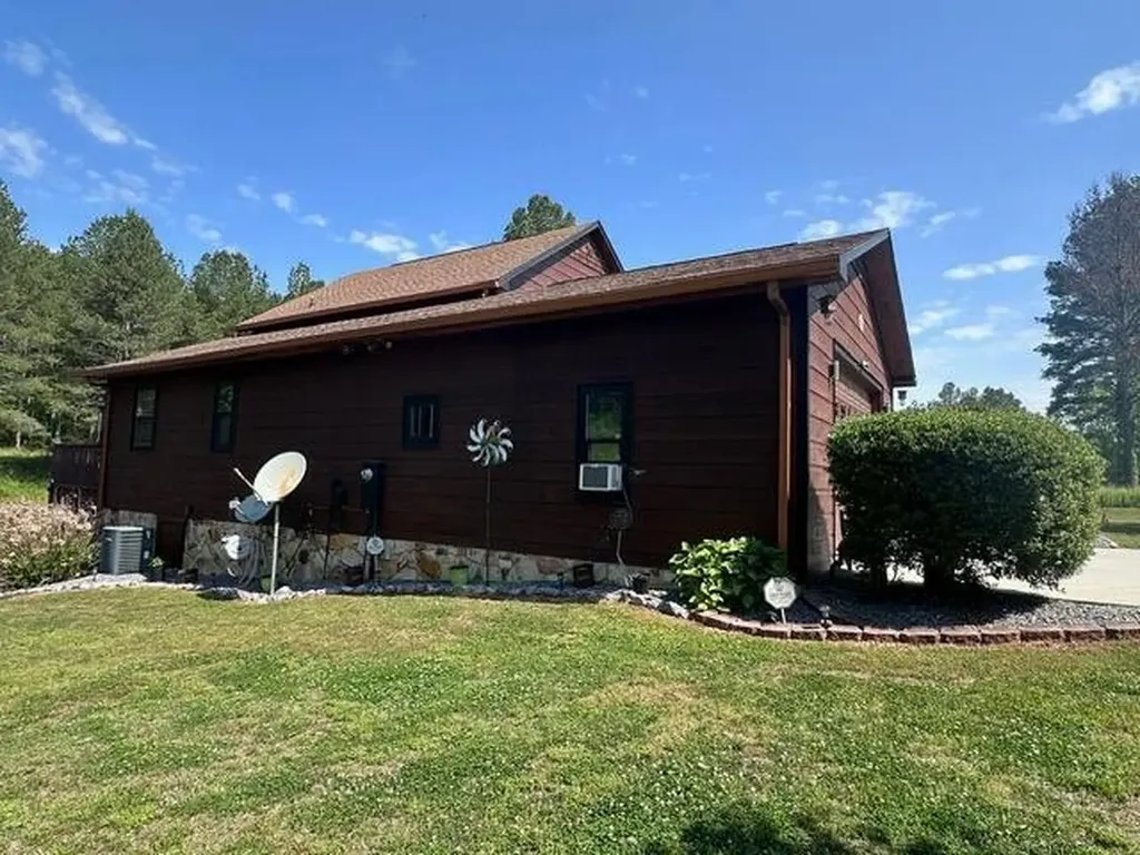 151 Rivers Edge Lane Benton TN 37307