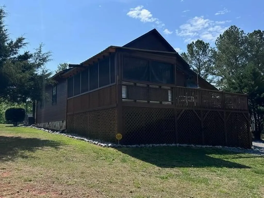 151 Rivers Edge Lane Benton TN 37307
