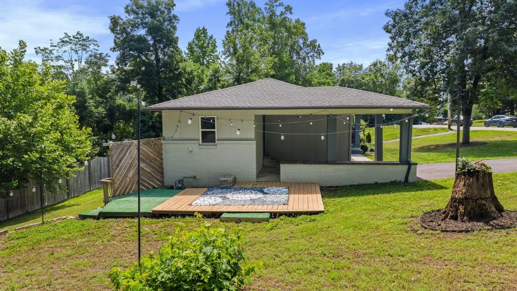2430 Walnut Drive, NW Cleveland TN 37311