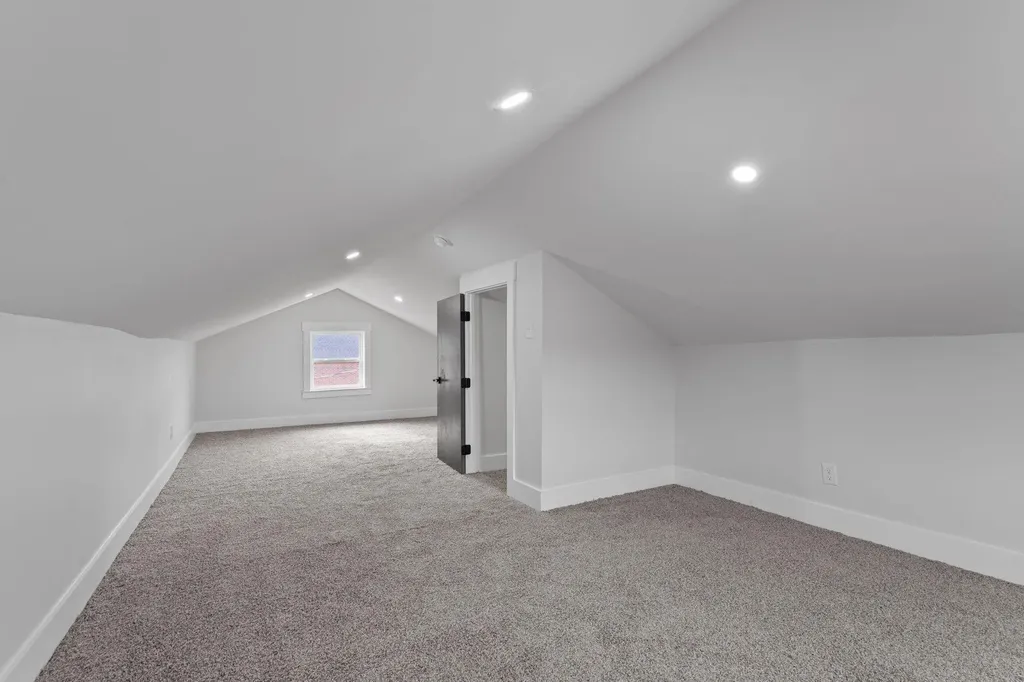553 4th Street, SE Cleveland TN 37311