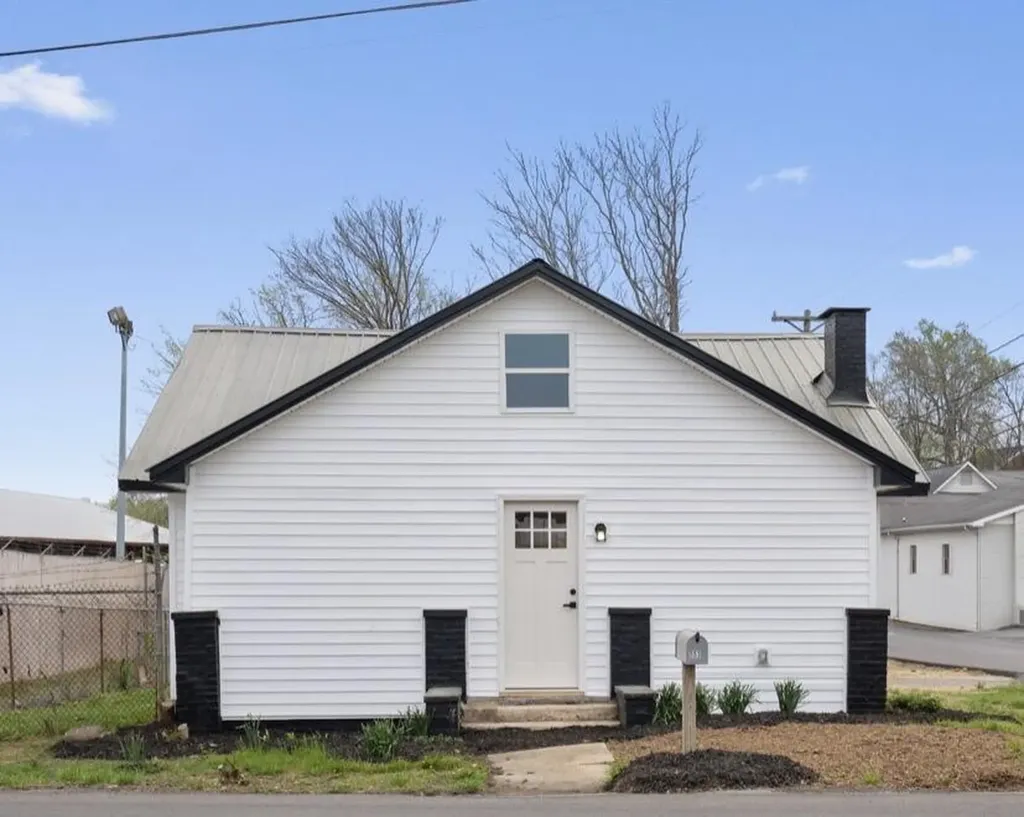 553 4th Street, SE Cleveland TN 37311