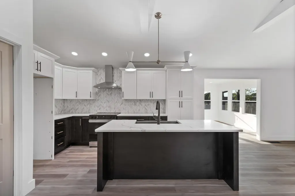 3310 Travis Street, NW Cleveland TN 37312