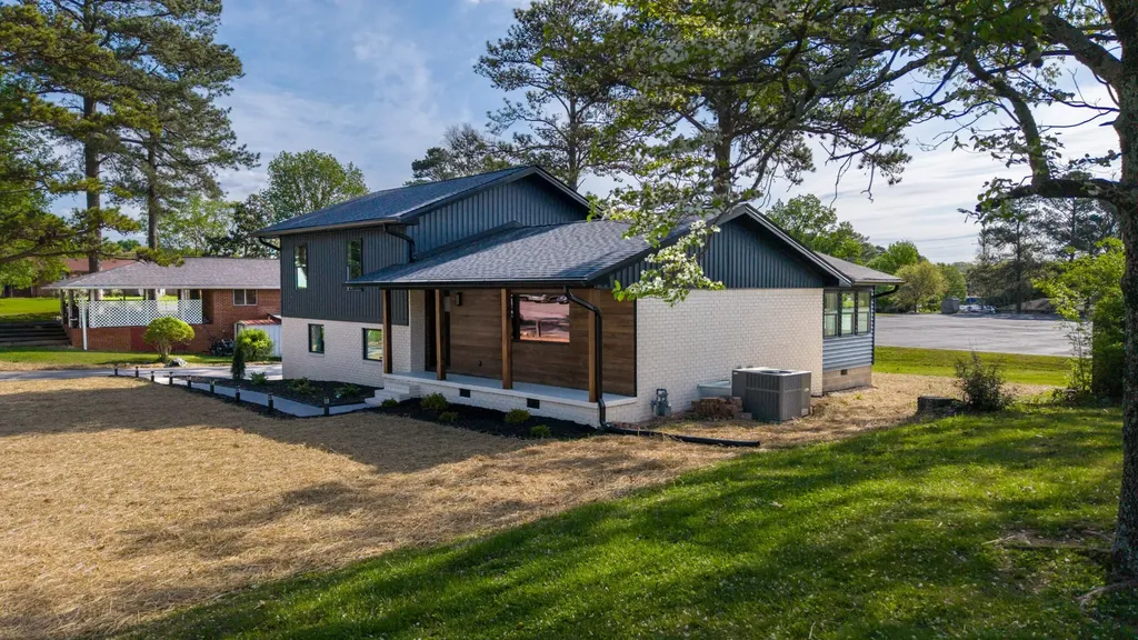 3310 Travis Street, NW Cleveland TN 37312