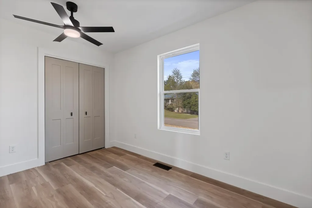 3310 Travis Street, NW Cleveland TN 37312