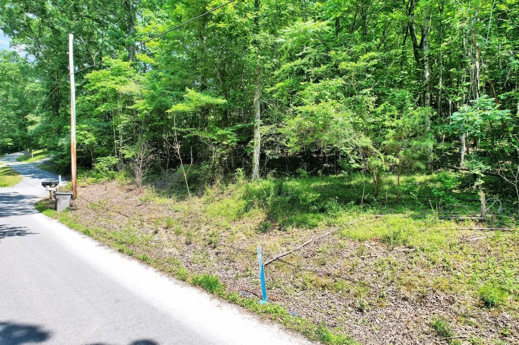 4021 Lee Pike Soddy Daisy TN 37379