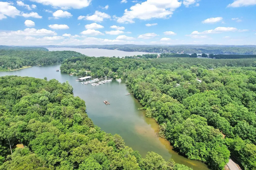 4021 Lee Pike Soddy Daisy TN 37379