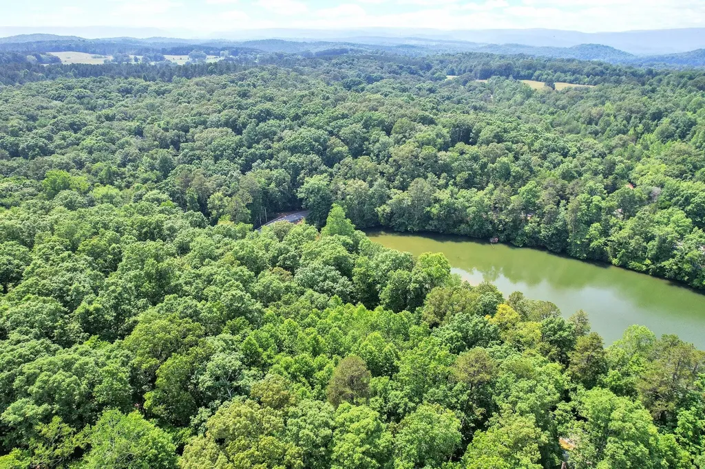 4021 Lee Pike Soddy Daisy TN 37379