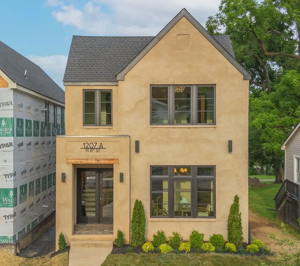 1207A N 8th Street Nashville TN 37207