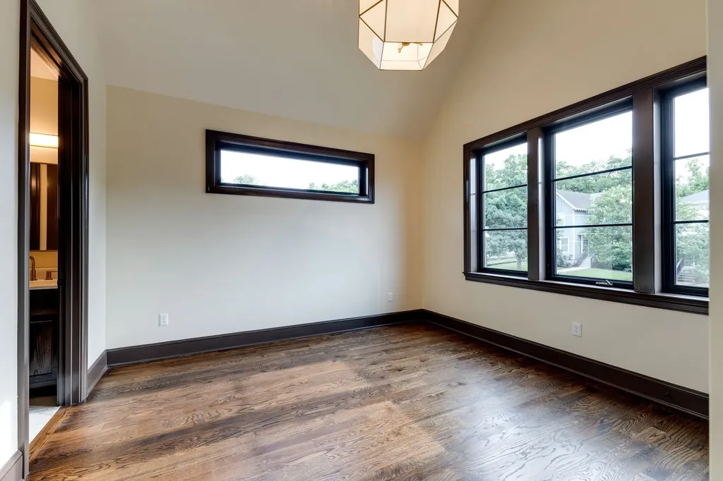 1207A N 8th Street Nashville TN 37207