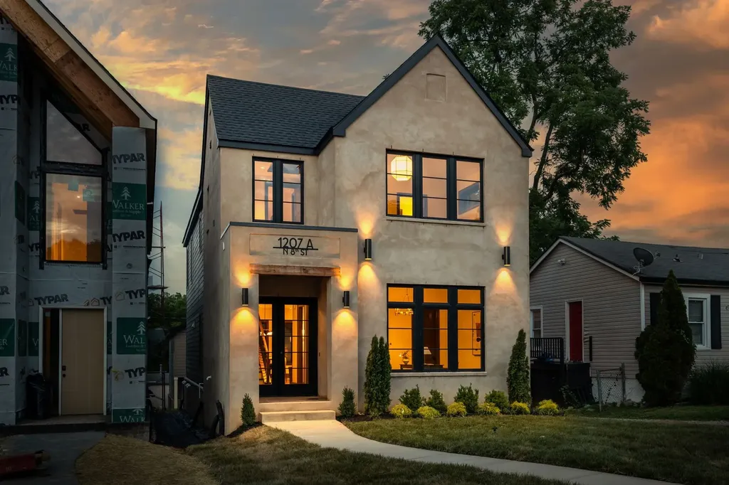 1207A N 8th Street Nashville TN 37207