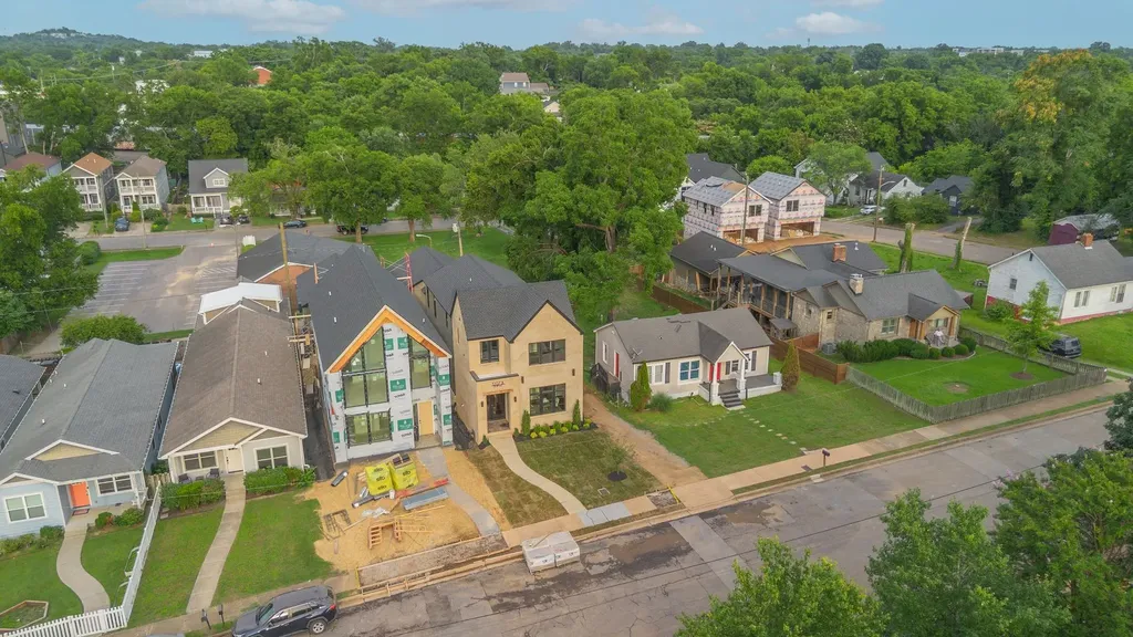 1207A N 8th Street Nashville TN 37207