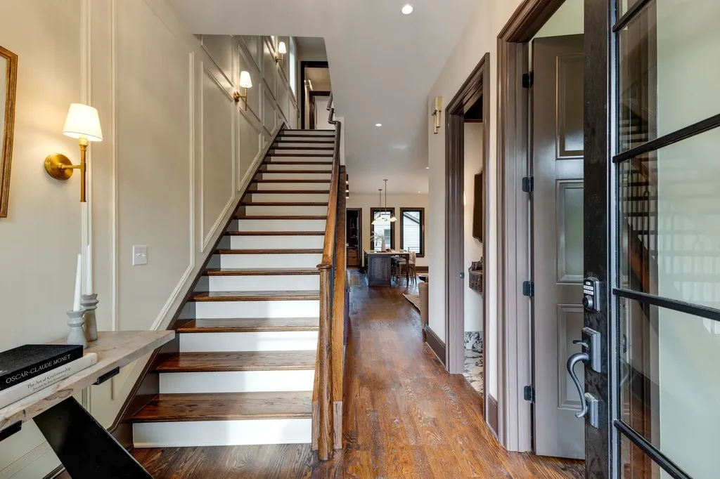 1207A N 8th Street Nashville TN 37207