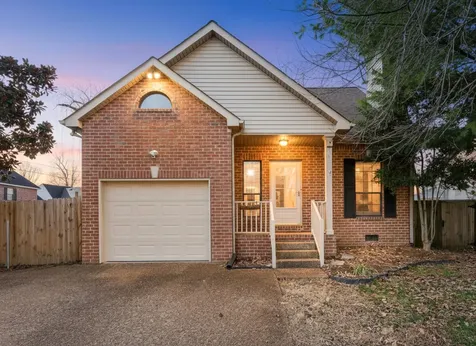 900 Dove Ridge Circle Nashville TN 37221