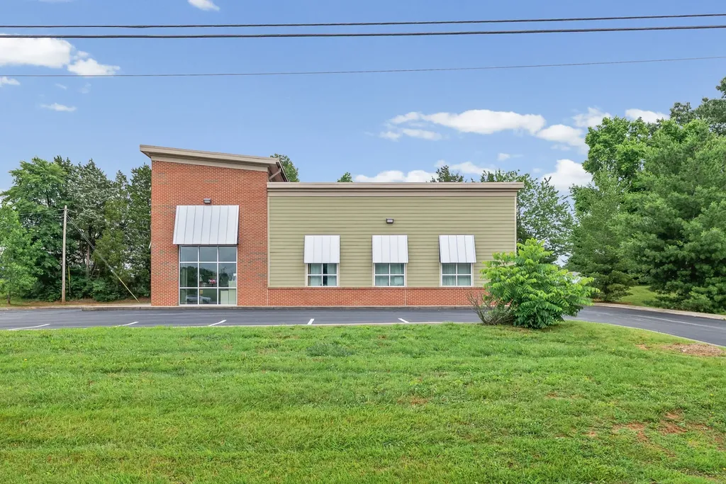 2233 Stokes Road Clarksville TN 37043