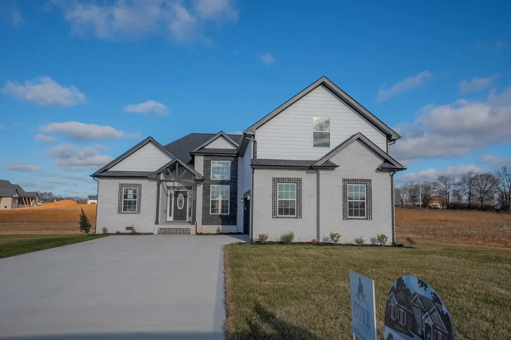 8 Wofford Estates Clarksville TN 37040