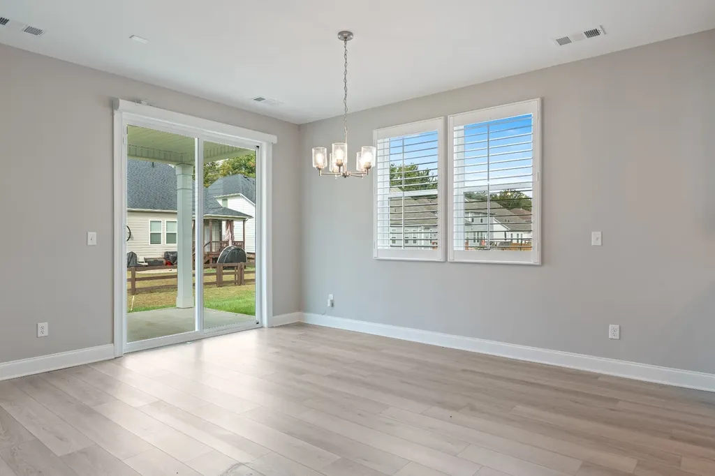 1428 Ovaldale Drive Murfreesboro TN 37128