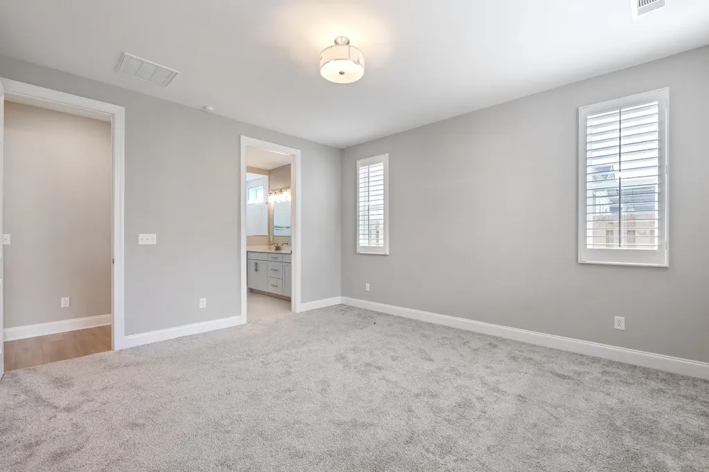 1428 Ovaldale Drive Murfreesboro TN 37128