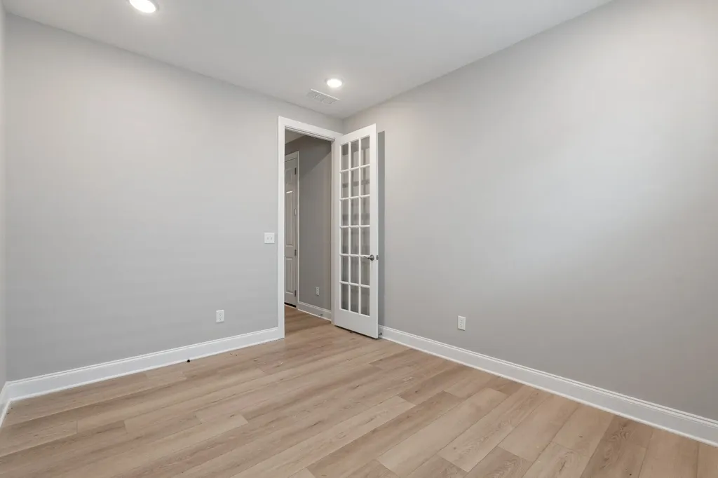 1428 Ovaldale Drive Murfreesboro TN 37128