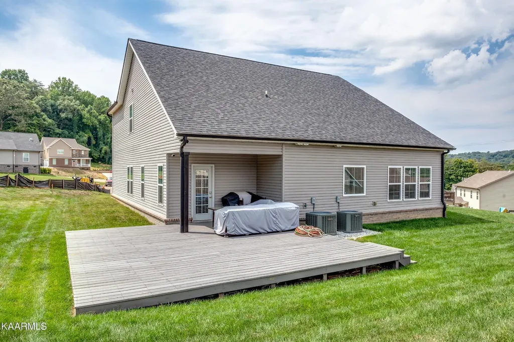 516 Tuxford Lane Knoxville TN 37912