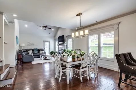 516 Tuxford Lane Knoxville TN 37912